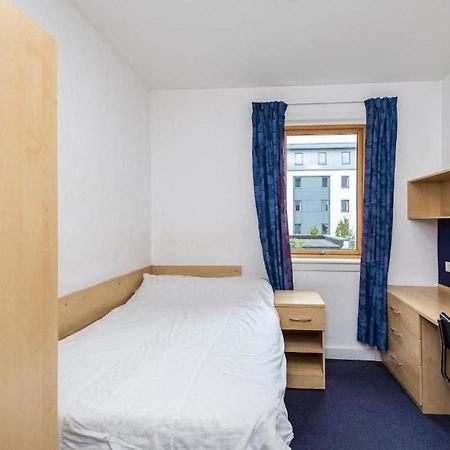 En Suite Rooms, Gillingham - Sk Ngoại thất bức ảnh