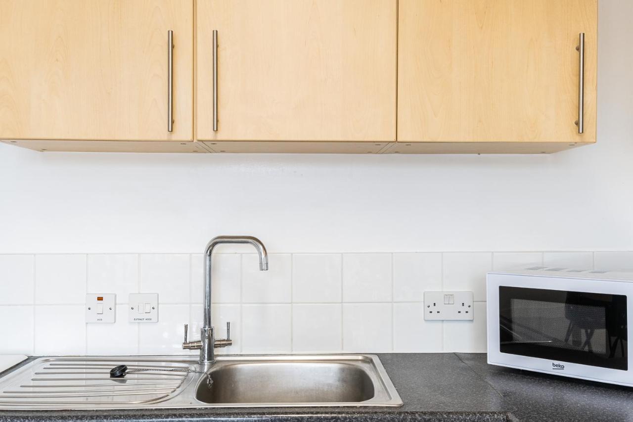 En Suite Rooms, Gillingham - Sk Ngoại thất bức ảnh