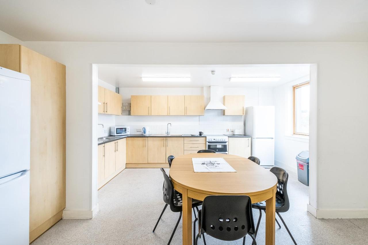 En Suite Rooms, Gillingham - Sk Ngoại thất bức ảnh