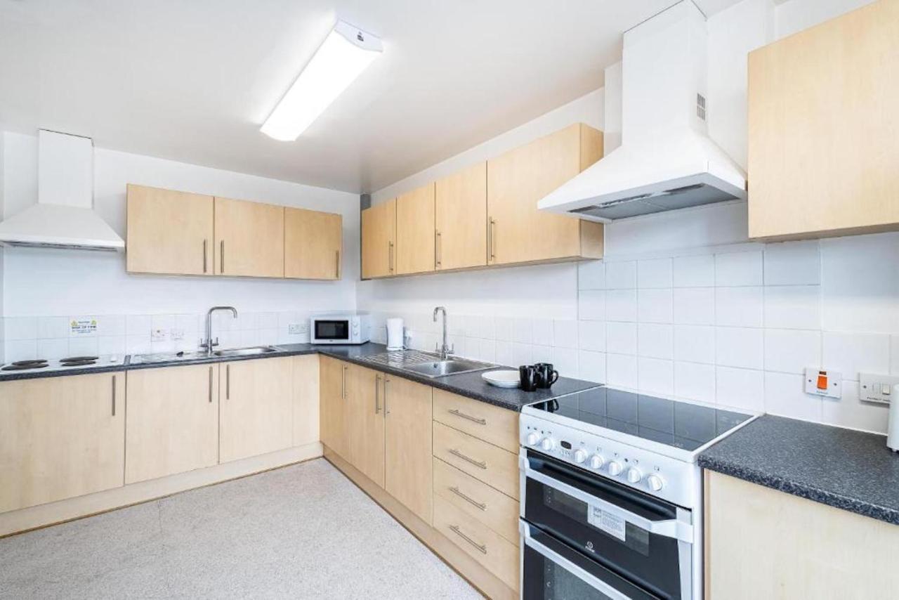 En Suite Rooms, Gillingham - Sk Ngoại thất bức ảnh
